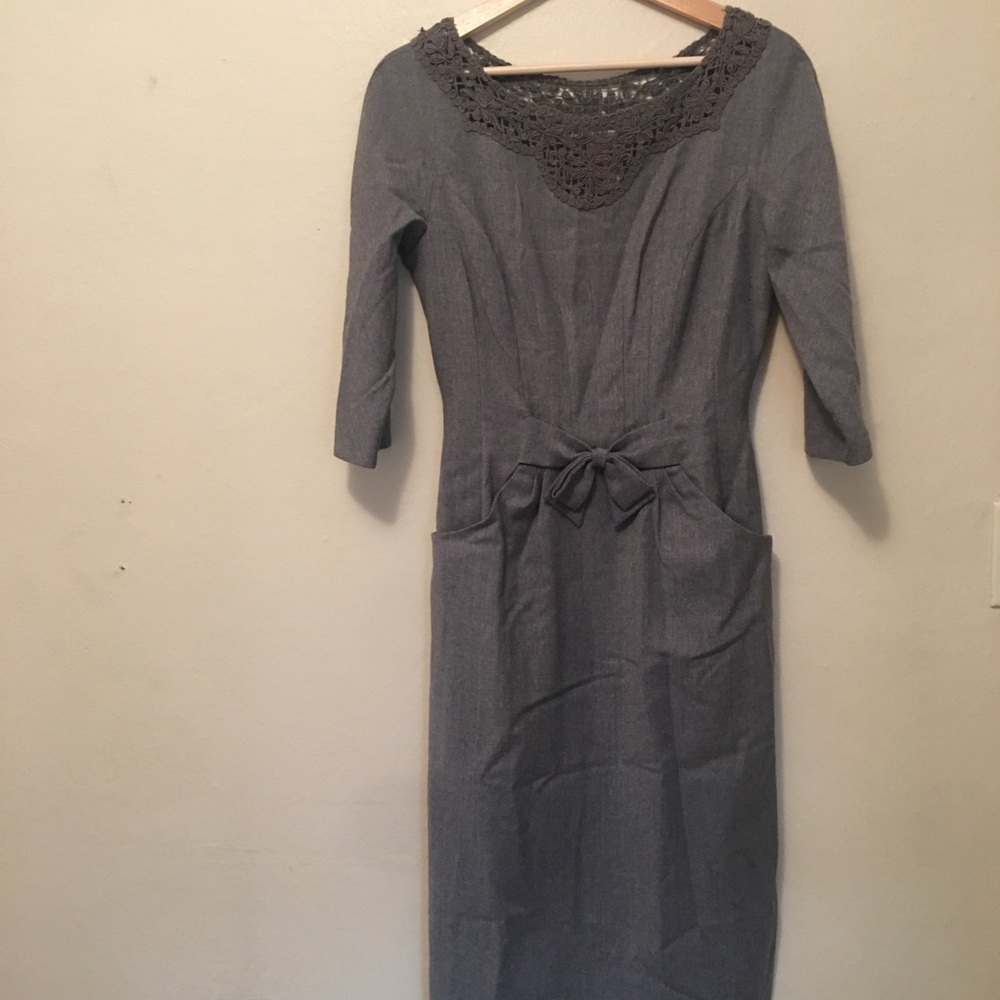 VTG Grey wool dress + pockets!